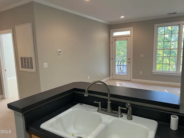 $1,450 | 522 Aberdeen Drive, Chapel Hill, NC 27516