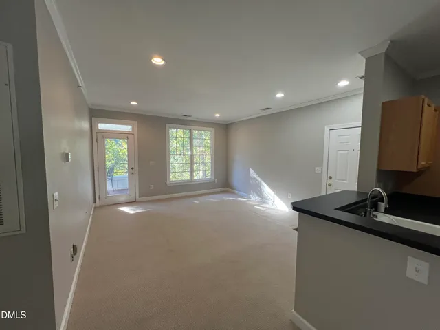 $1,450 | 522 Aberdeen Drive, Chapel Hill, NC 27516