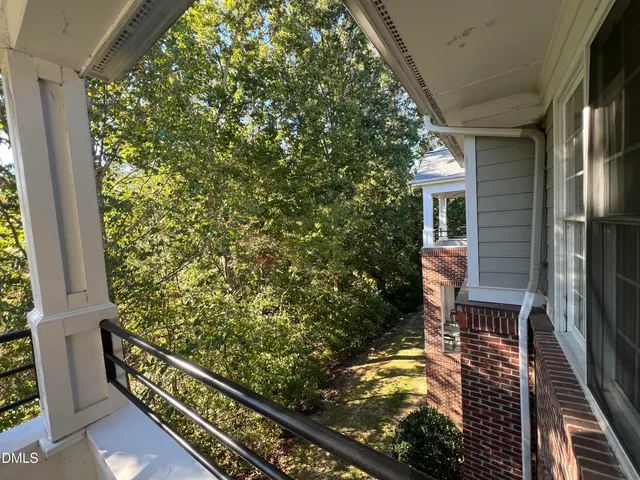 $1,450 | 522 Aberdeen Drive, Chapel Hill, NC 27516