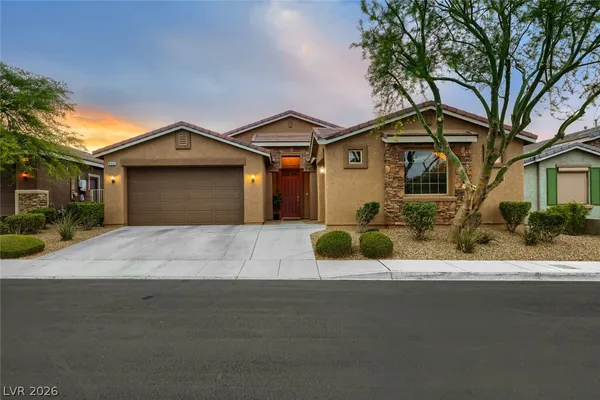 $749,999 | 812 Flowing Meadow Drive, Henderson, NV 89014
