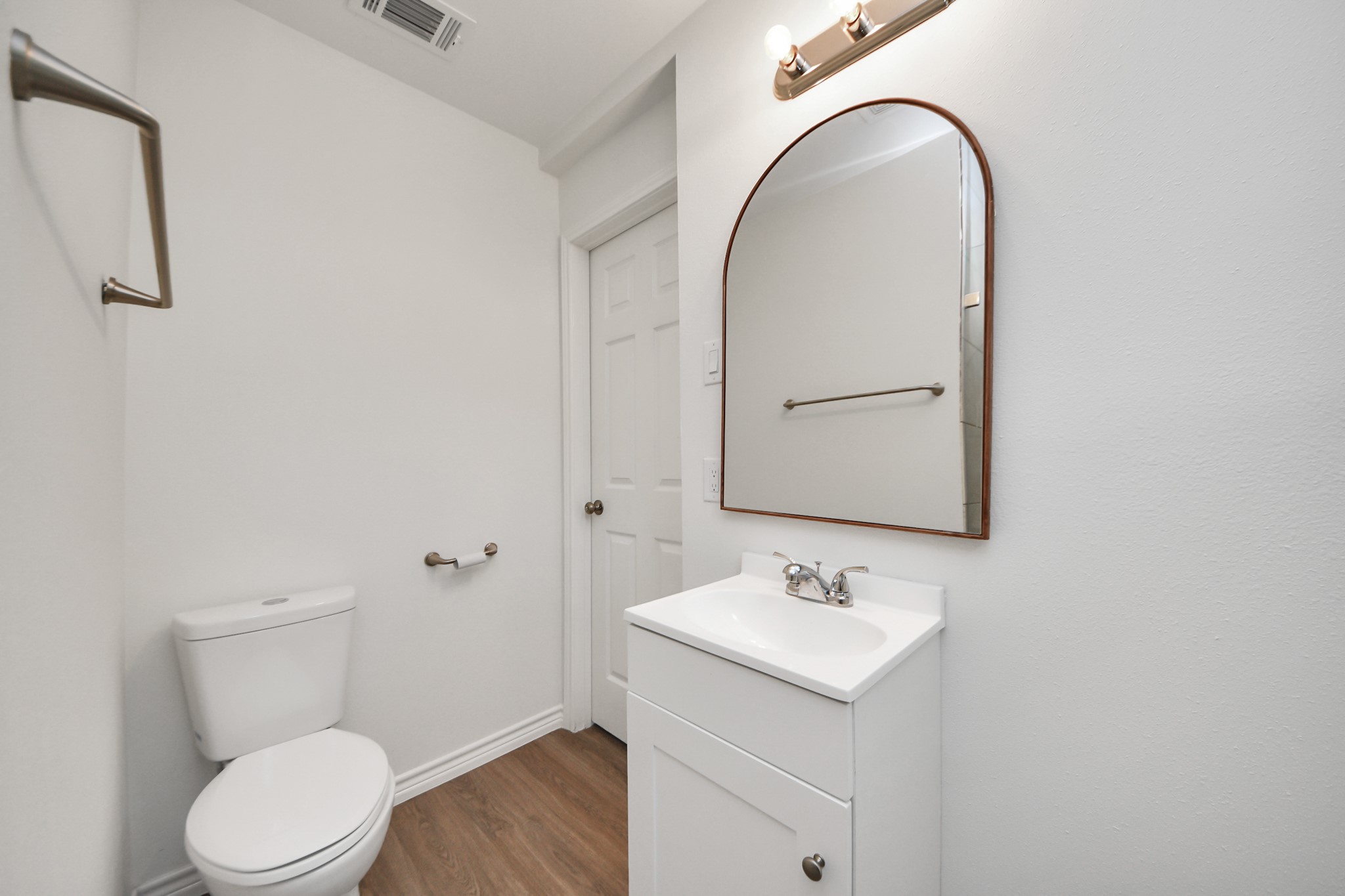 7004 Conley Street Houston, TX 77021 - Photo 11 of 32 a bathroom with a sink toilet and vanity