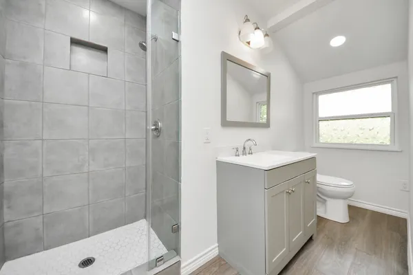 $1,850 | 7004 Conley Street, Houston, TX 77021