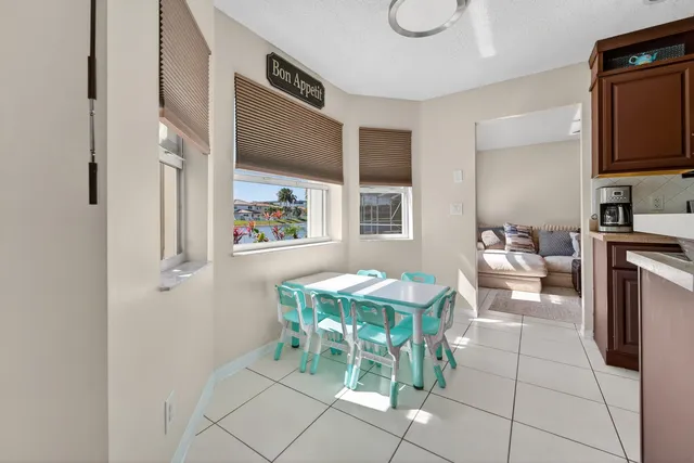 $525,000 | 3944 Crescent Creek Drive, Coconut Creek, FL 33073