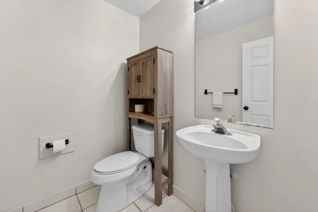 $525,000 | 3944 Crescent Creek Drive, Coconut Creek, FL 33073