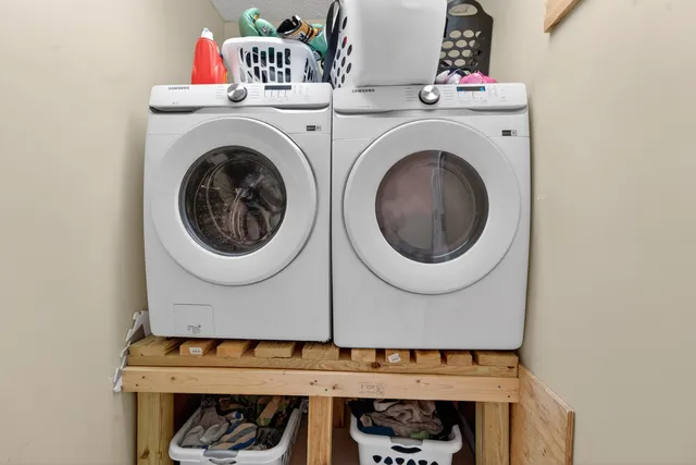 $525,000 | 3944 Crescent Creek Drive, Coconut Creek, FL 33073