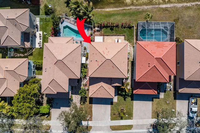 $525,000 | 3944 Crescent Creek Drive, Coconut Creek, FL 33073