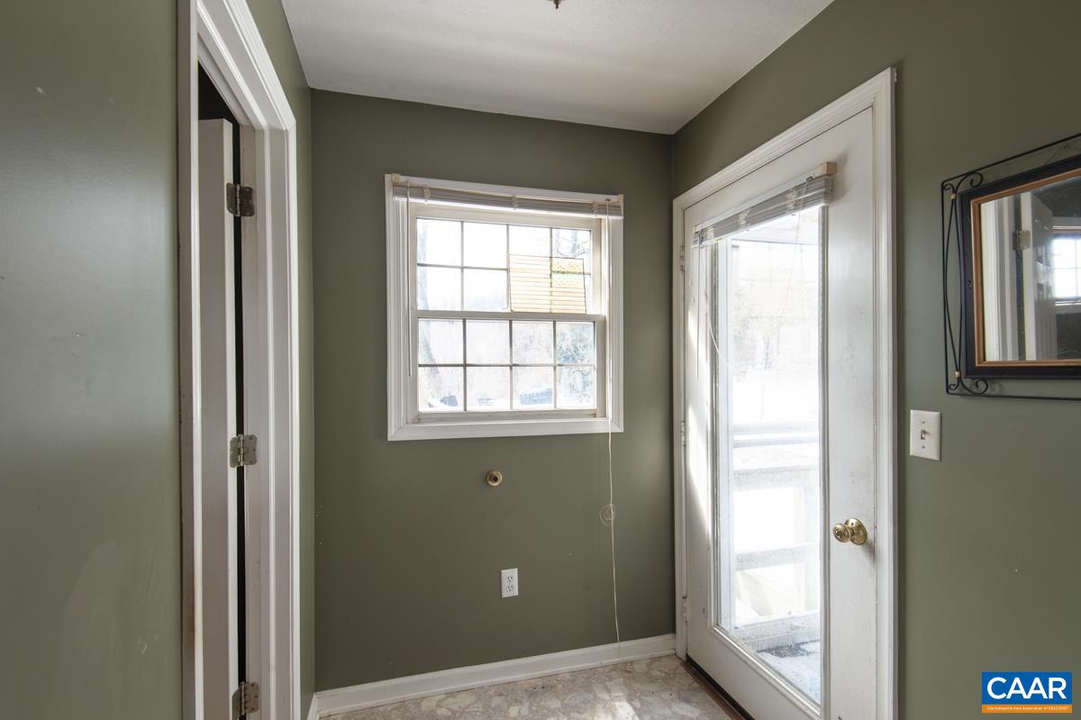 695 Stagecoach Road Afton, VA 22920 - Photo 9 of 35 Gallery Image 9