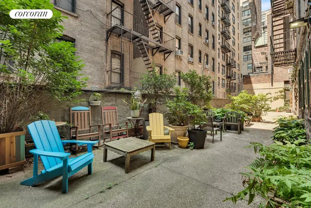 $1,275,000 | 56 East 87th Street, Unit 2C | Upper East Side