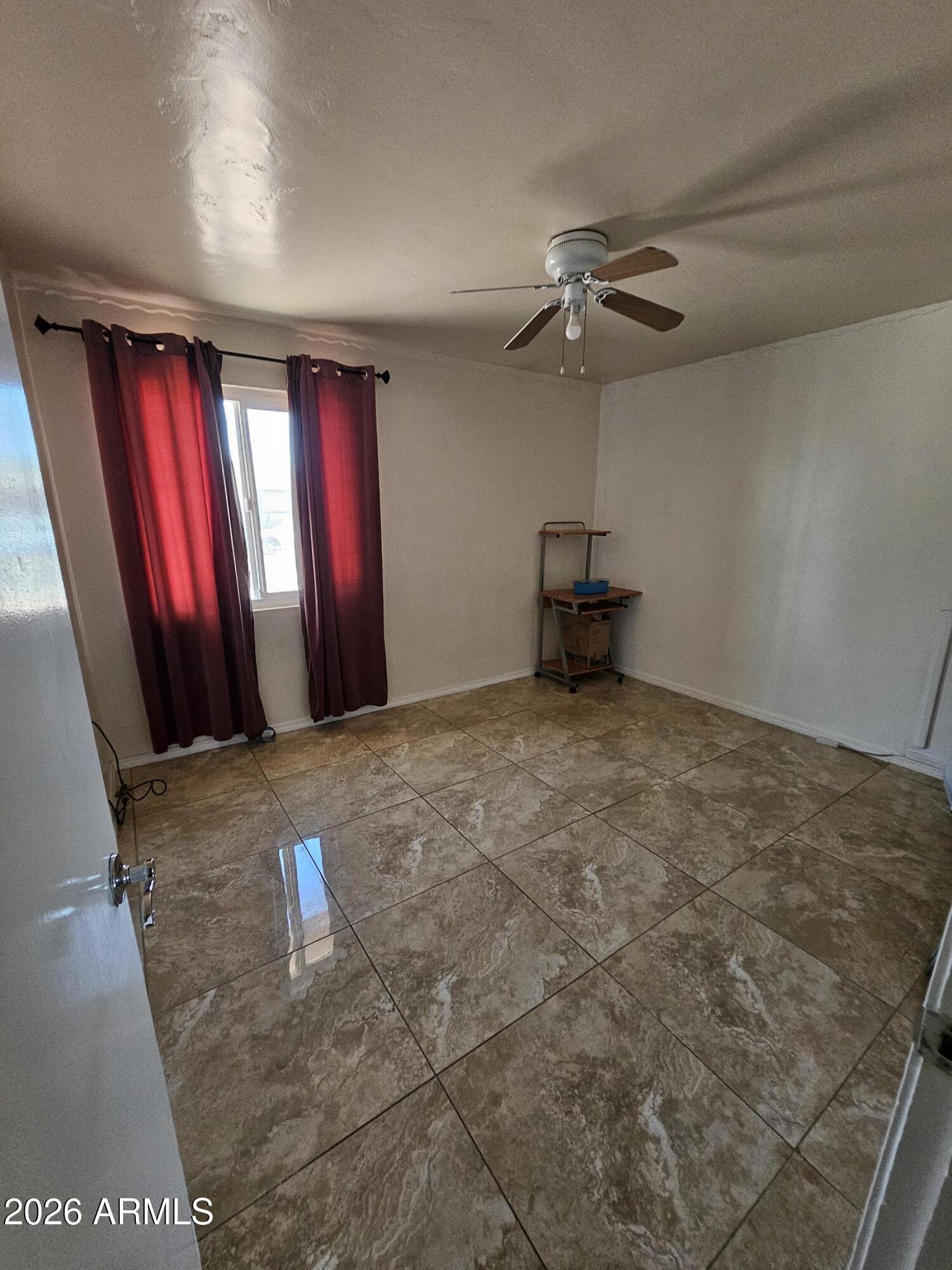 3820 West Monte Vista Road Phoenix, AZ 85009 - Photo 9 of 20