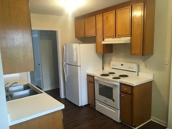$1,600 | 102 Gracie Lane, Clayton, NC 27520