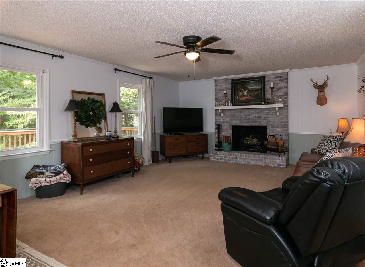 604 Cedar Street Clinton, SC 29325 - Photo 12 of 27
