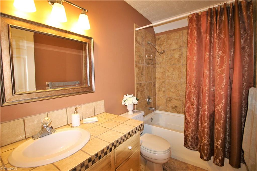 4923 Aladdin Road Pfafftown, NC 27040 - Photo 17 of 26 Gallery Image 17