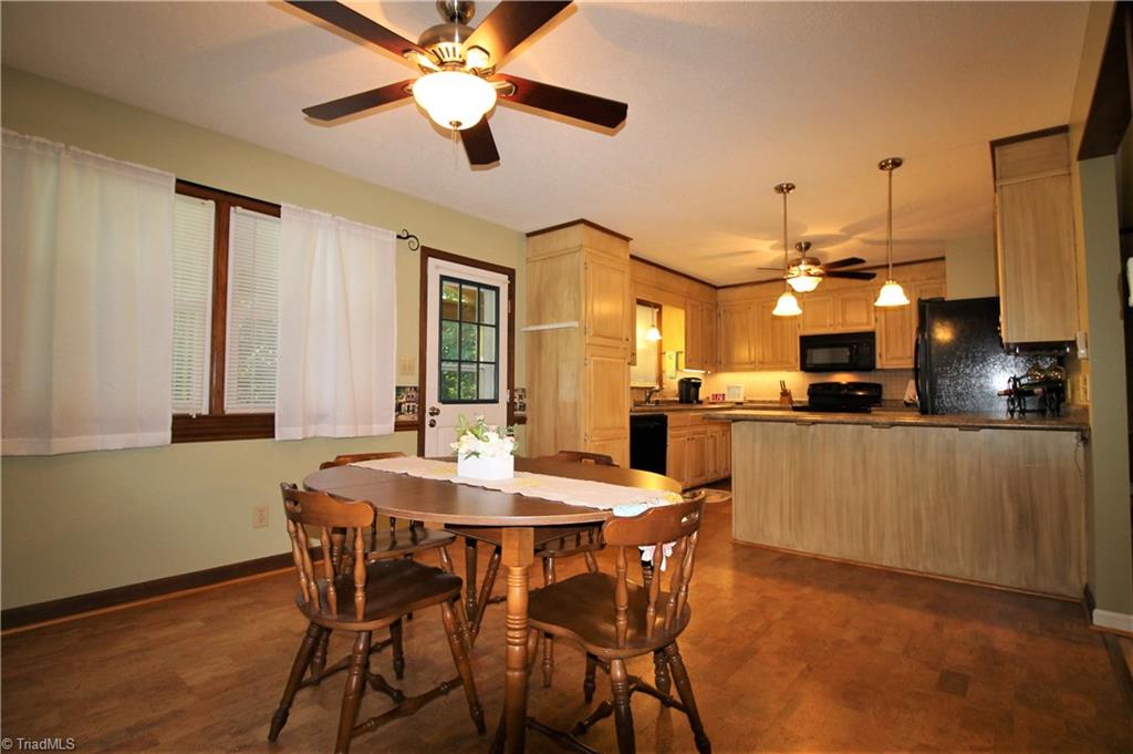4923 Aladdin Road Pfafftown, NC 27040 - Photo 7 of 26 Gallery Image 7