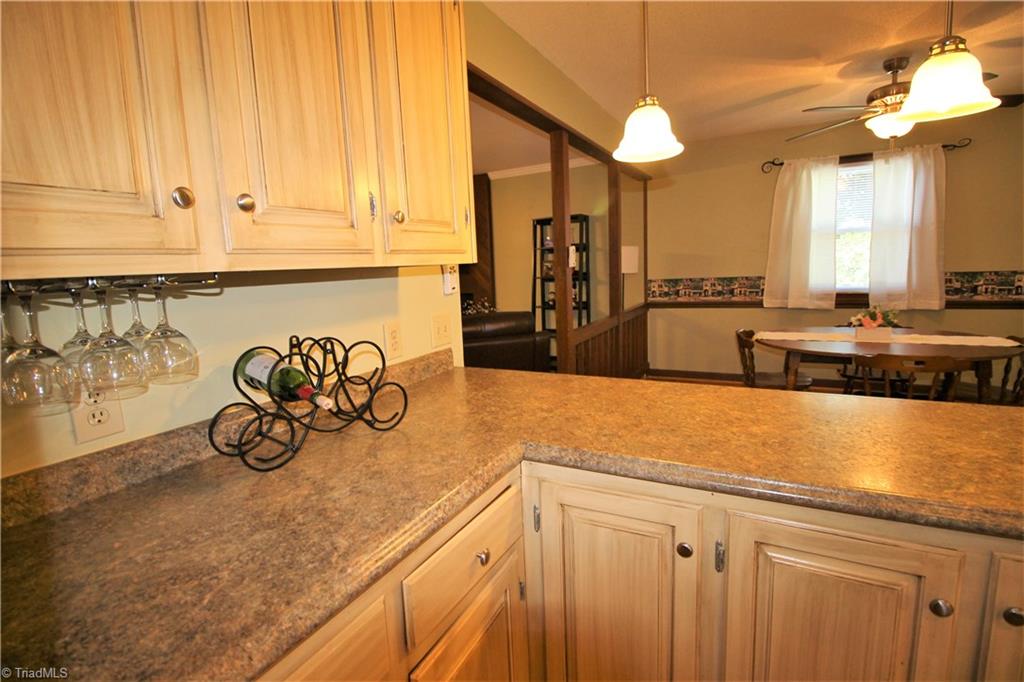 4923 Aladdin Road Pfafftown, NC 27040 - Photo 10 of 26 Gallery Image 10
