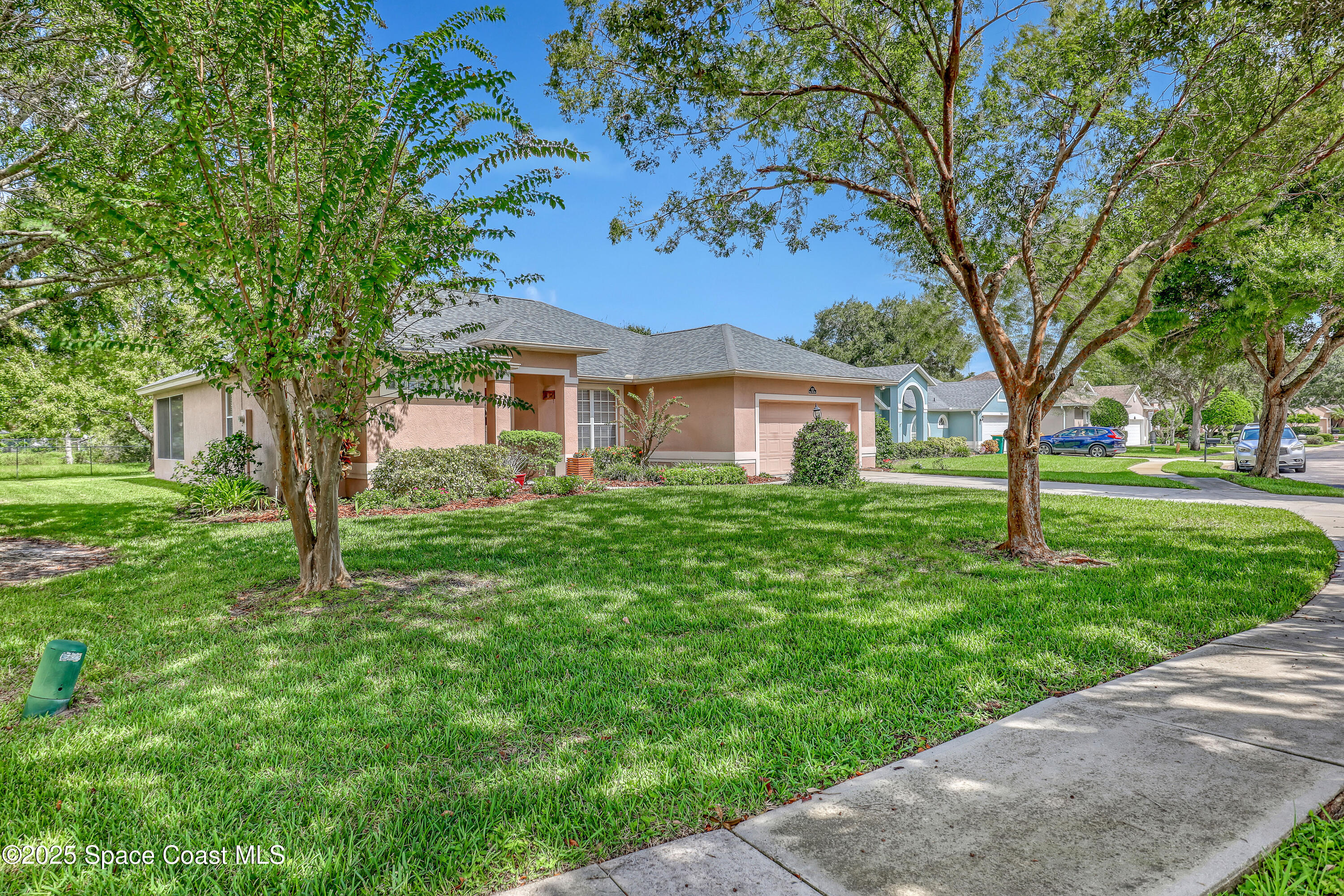910 Spring Oak Drive Melbourne, FL 32901 - Photo 4 of 48 23