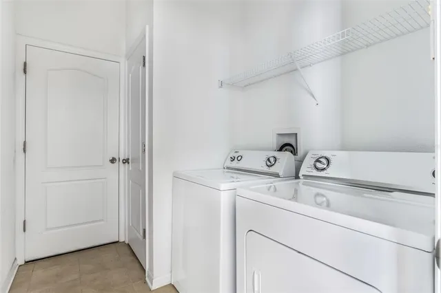 $298,000 | 11446 Cambray Creek Loop, Riverview, FL 33579