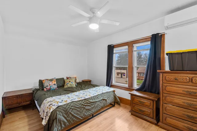 $2,700 | 1136 Fond Du Lac Avenue, Kewaskum, WI 53040