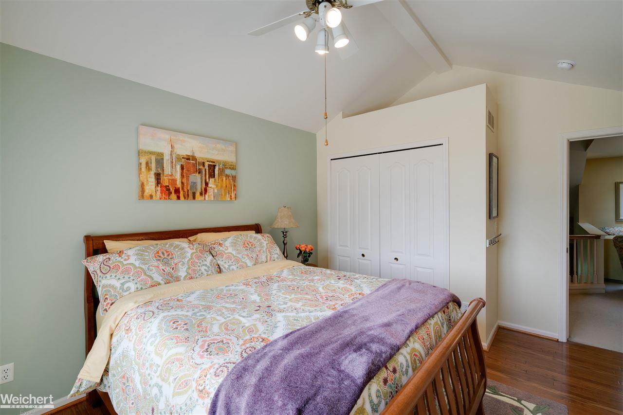 17987 Rocco Drive Macomb, MI 48044 - Photo 34 of 48