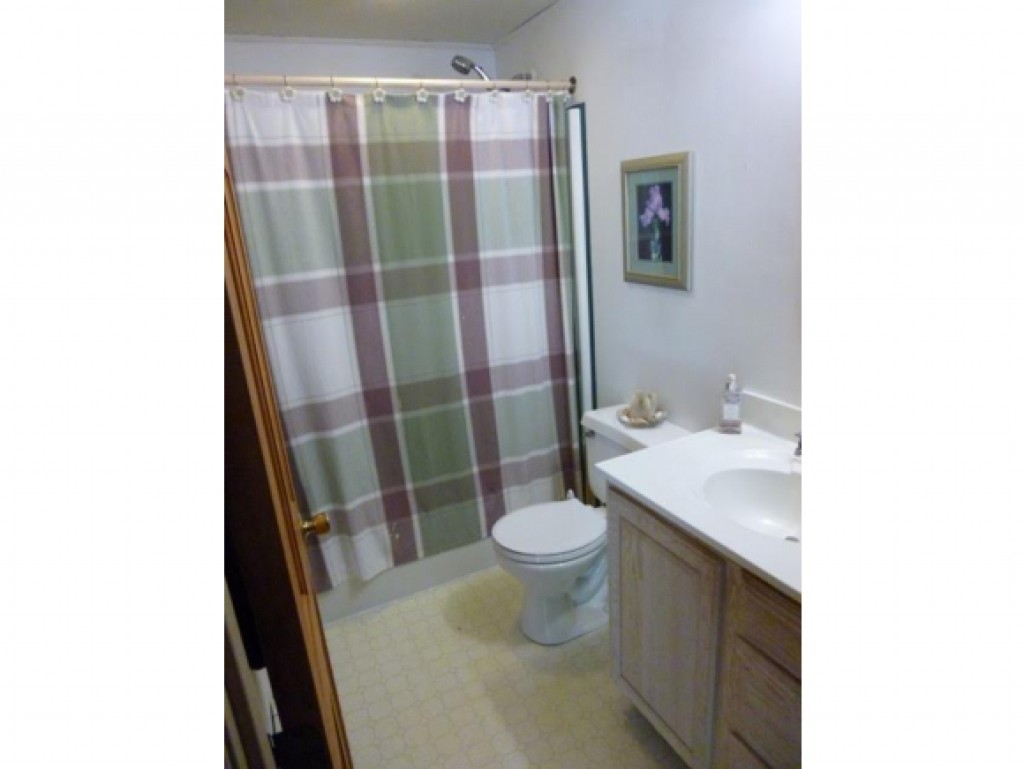 8 Farnum Hill Road Lebanon, NH 03766 - Photo 16 of 26 Gallery Image 16