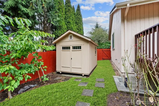 $1,895,000 | 6315 142nd Avenue Southeast, Bellevue, WA 98006