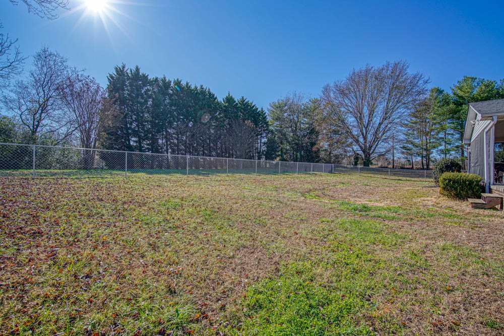 433 Grassy Pond Road Gaffney, SC 29341 - Photo 31 of 36