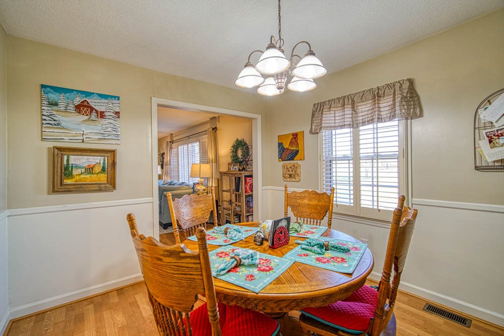 433 Grassy Pond Road Gaffney, SC 29341 - Photo 8 of 36