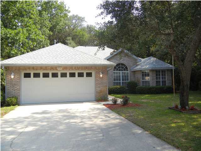 514 Nelson Point Road Niceville, FL 32578 - Photo 2 of 31 Gallery Image 2