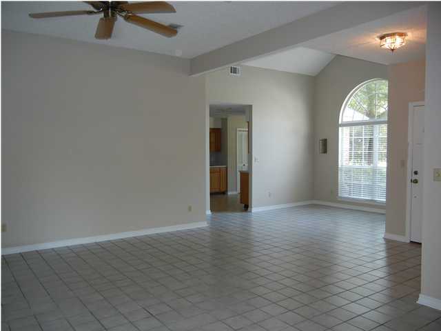 514 Nelson Point Road Niceville, FL 32578 - Photo 3 of 31 Gallery Image 3