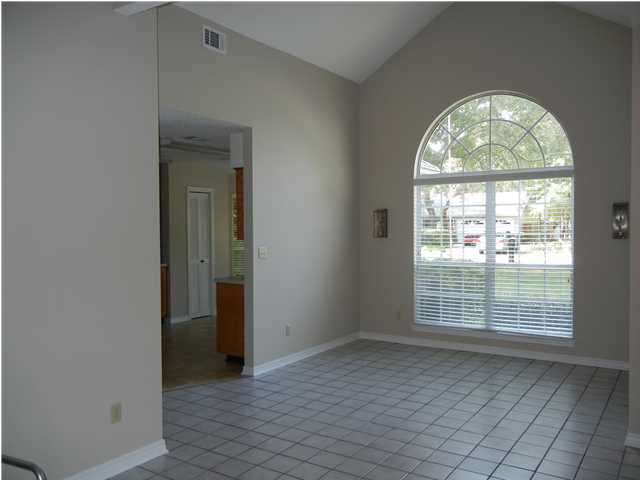 514 Nelson Point Road Niceville, FL 32578 - Photo 4 of 31 Gallery Image 4