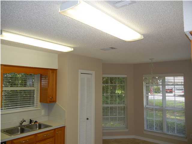 514 Nelson Point Road Niceville, FL 32578 - Photo 7 of 31 Gallery Image 7