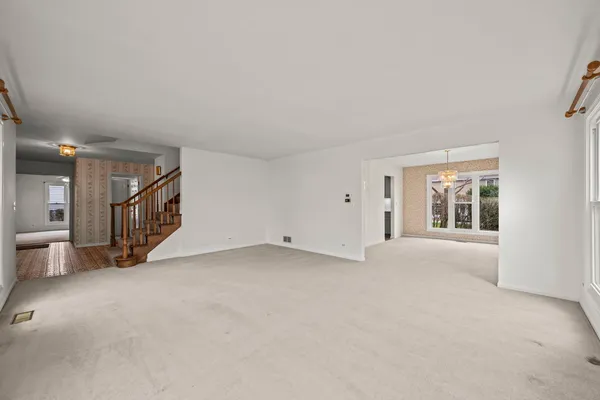 $650,000 | 4217 North Ridge Avenue, Arlington Heights, IL 60004