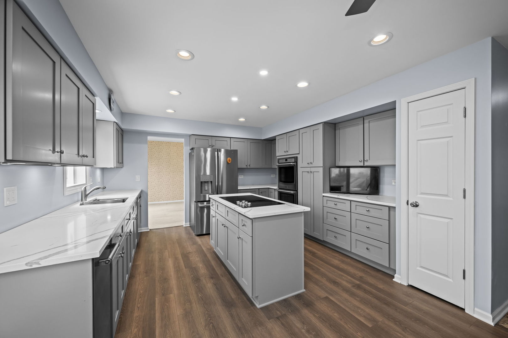 4217 North Ridge Avenue Arlington Heights, IL 60004 - Photo 15 of 44