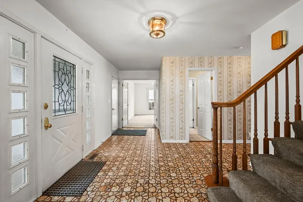 $650,000 | 4217 North Ridge Avenue, Arlington Heights, IL 60004