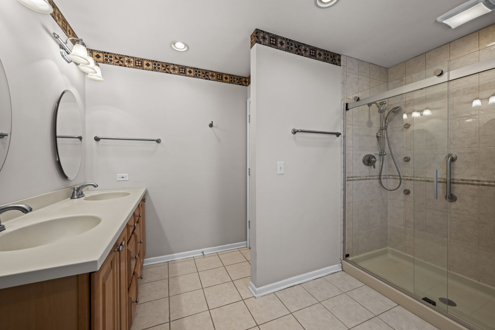 4217 North Ridge Avenue Arlington Heights, IL 60004 - Photo 31 of 44