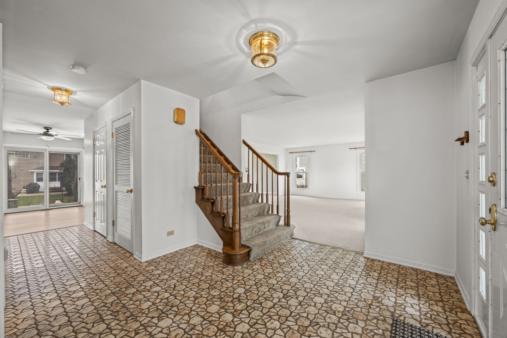 4217 North Ridge Avenue Arlington Heights, IL 60004 - Photo 5 of 44