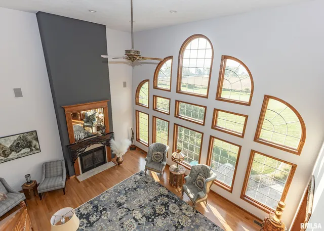 $749,000 | 28055 238th Street, Le Claire, IA 52753