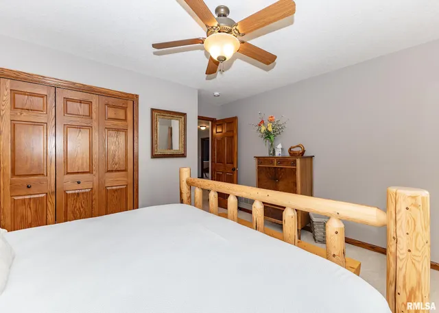 $749,000 | 28055 238th Street, Le Claire, IA 52753