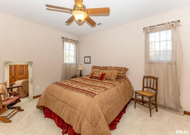 $749,000 | 28055 238th Street, Le Claire, IA 52753