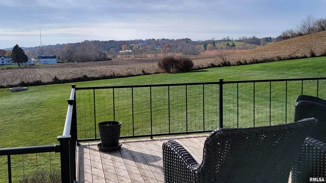 $749,000 | 28055 238th Street, Le Claire, IA 52753