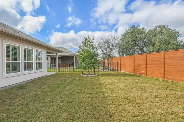 $385,000 | 116 Monterey Oak Trail, Georgetown, TX 78628