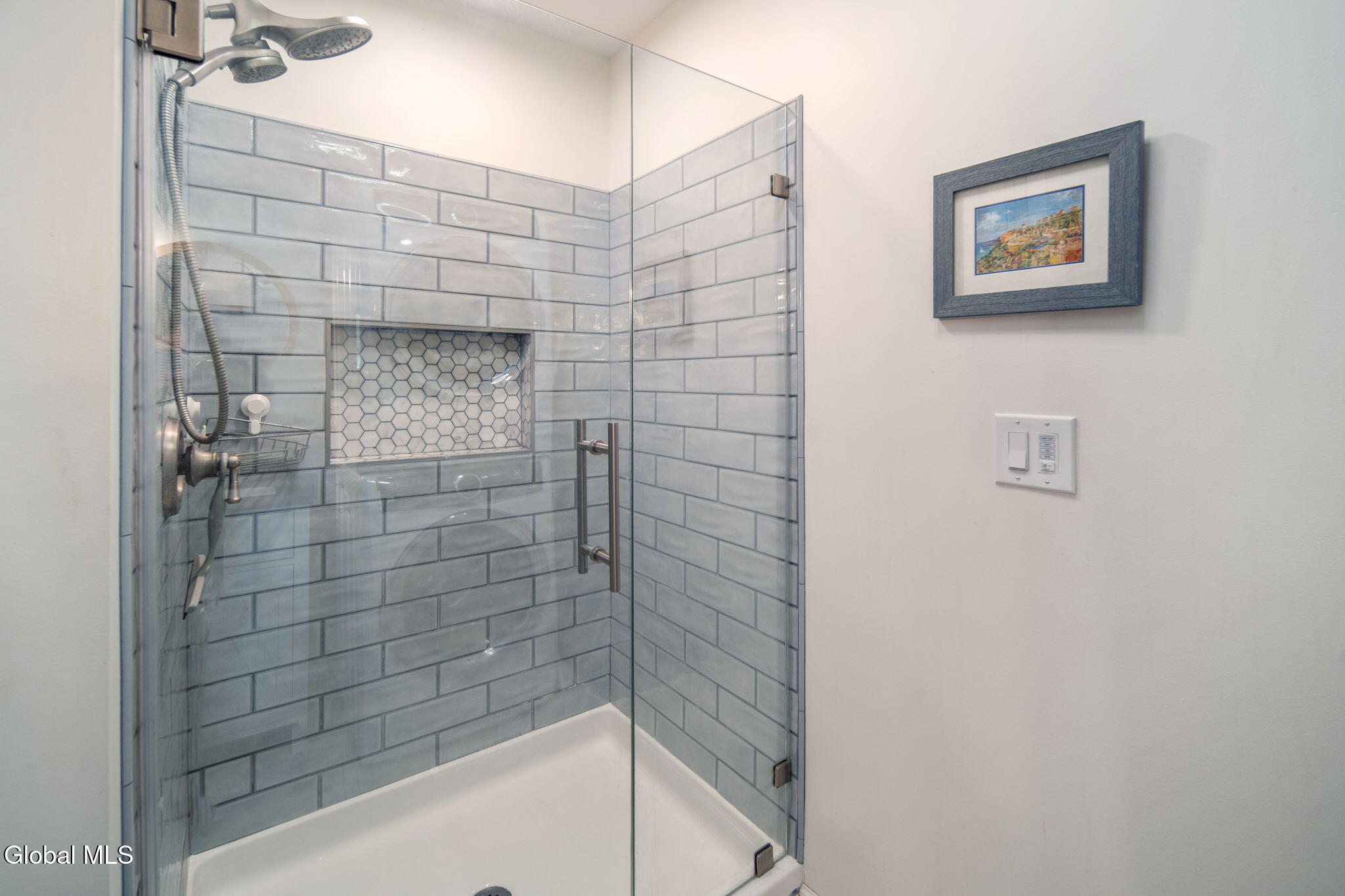 106 Berwick Road Bethlehem, NY 12054 - Photo 22 of 37 35-106BerwickRd_35