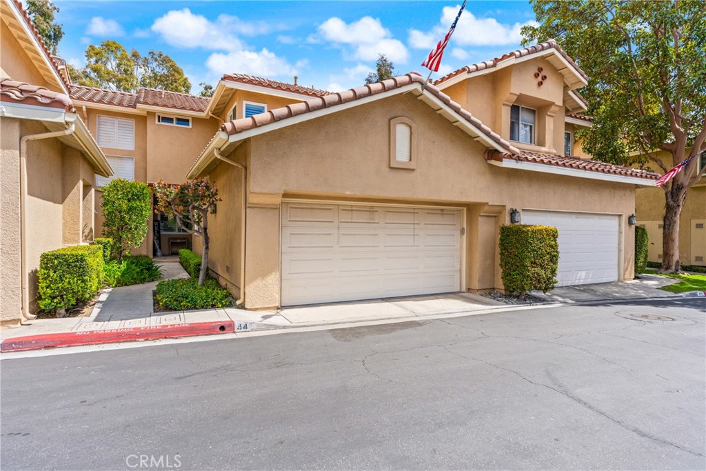 44 Pinzon Rancho Santa Margarita, CA 92688 - Photo 2 of 42