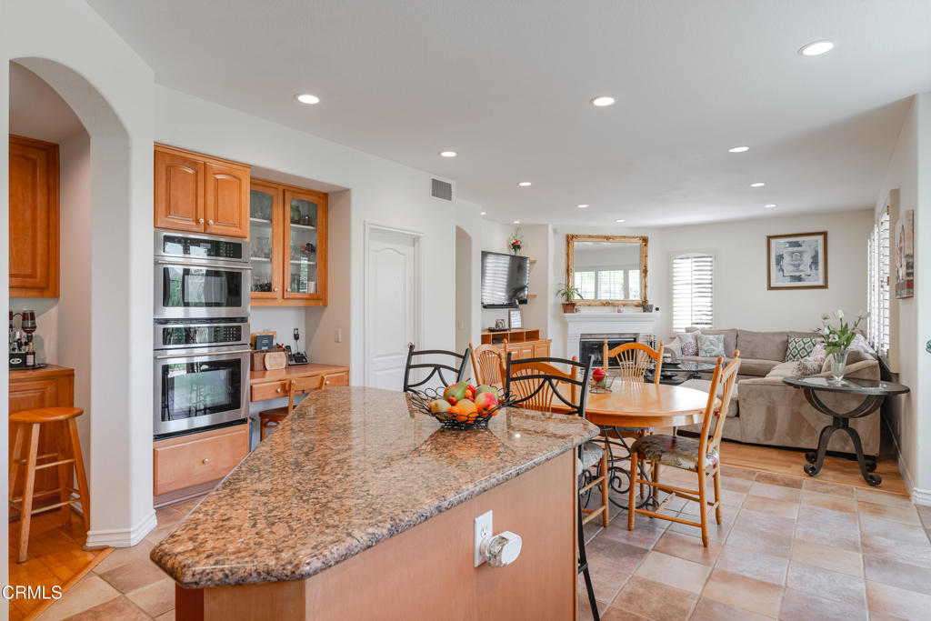 3751 North Hollingsworth Road Altadena, CA 91001 - Photo 15 of 40 Kitchen & Family Room