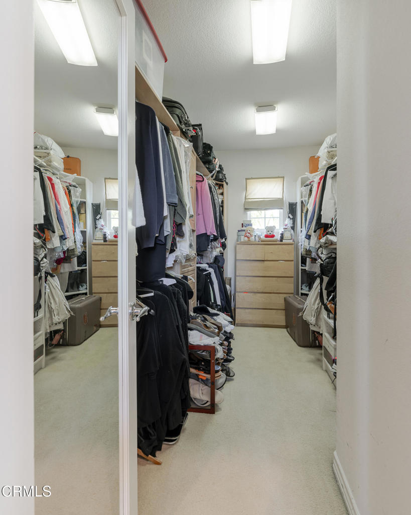 3751 North Hollingsworth Road Altadena, CA 91001 - Photo 28 of 40 Primary Walk-in Closet