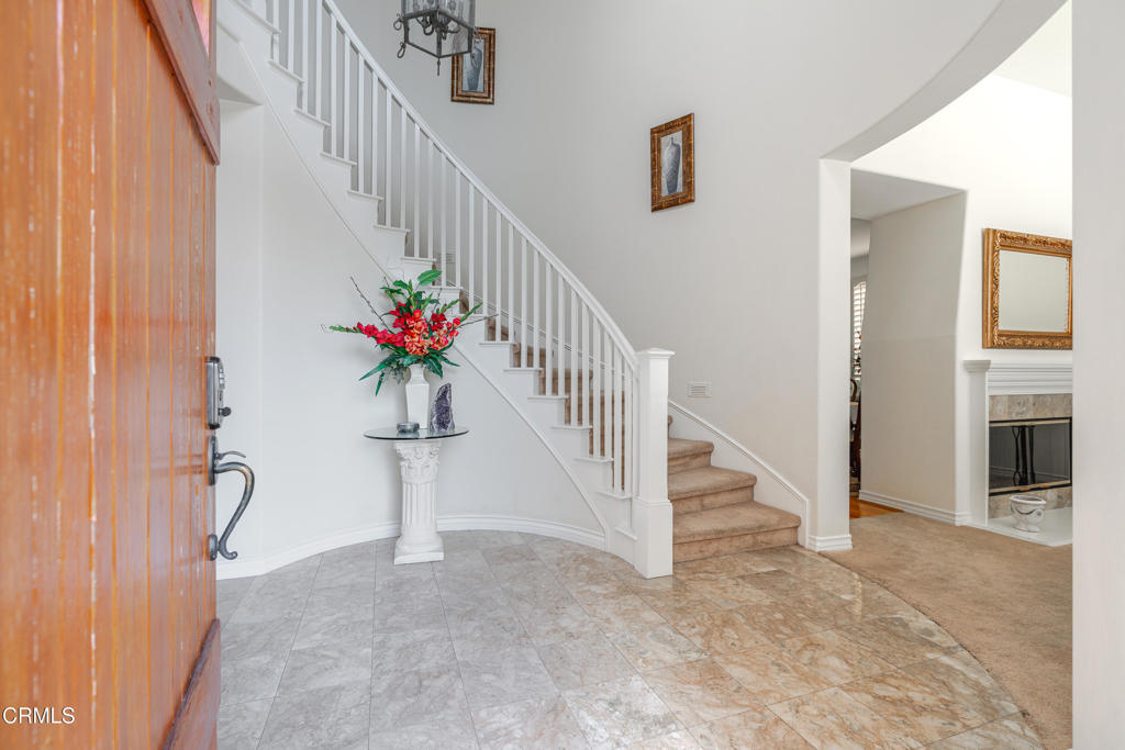 3751 North Hollingsworth Road Altadena, CA 91001 - Photo 5 of 40 Entry