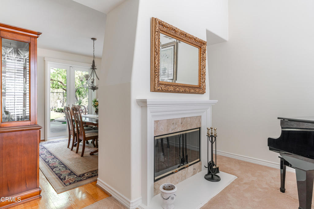 3751 North Hollingsworth Road Altadena, CA 91001 - Photo 9 of 40 Living Room to Dining Room