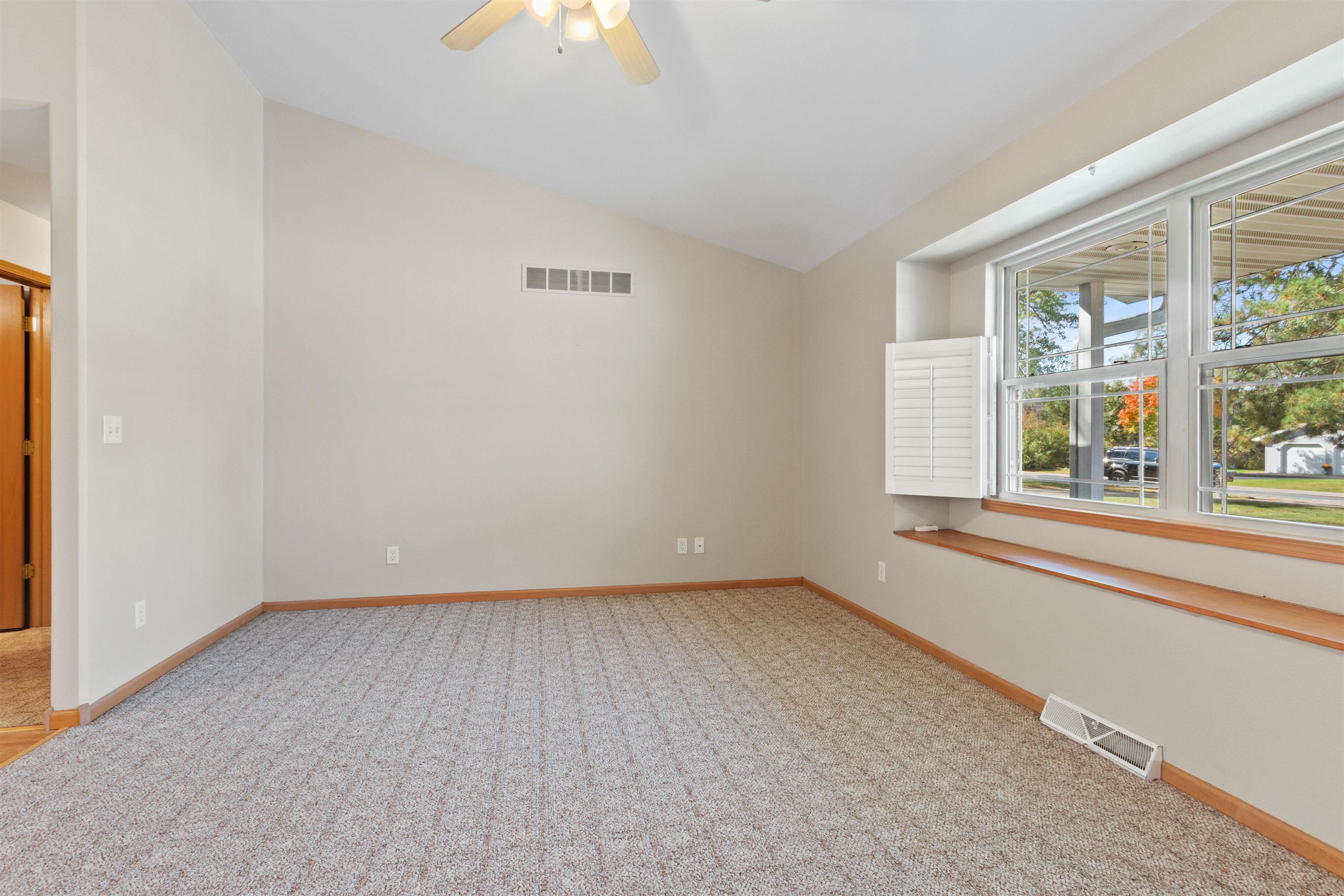 2400 Conant Street Stevens Point, WI 54481 - Photo 10 of 40 Gallery Image 10