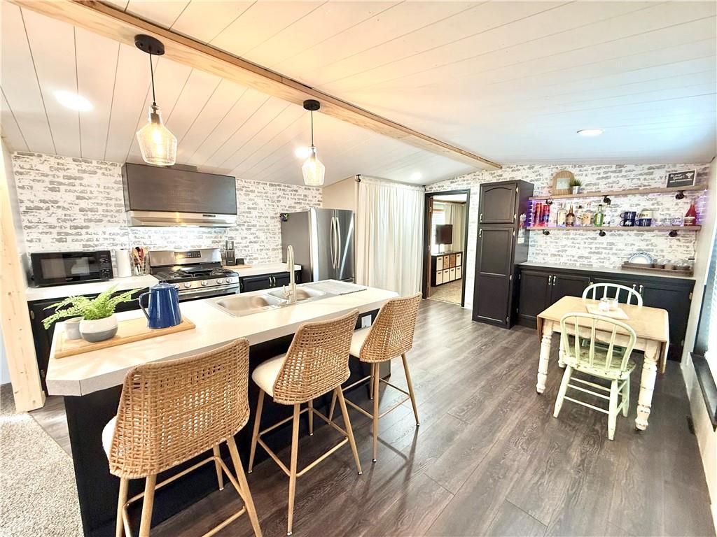 111 Racoon Court Gallatin, MO 64640 - Photo 2 of 26