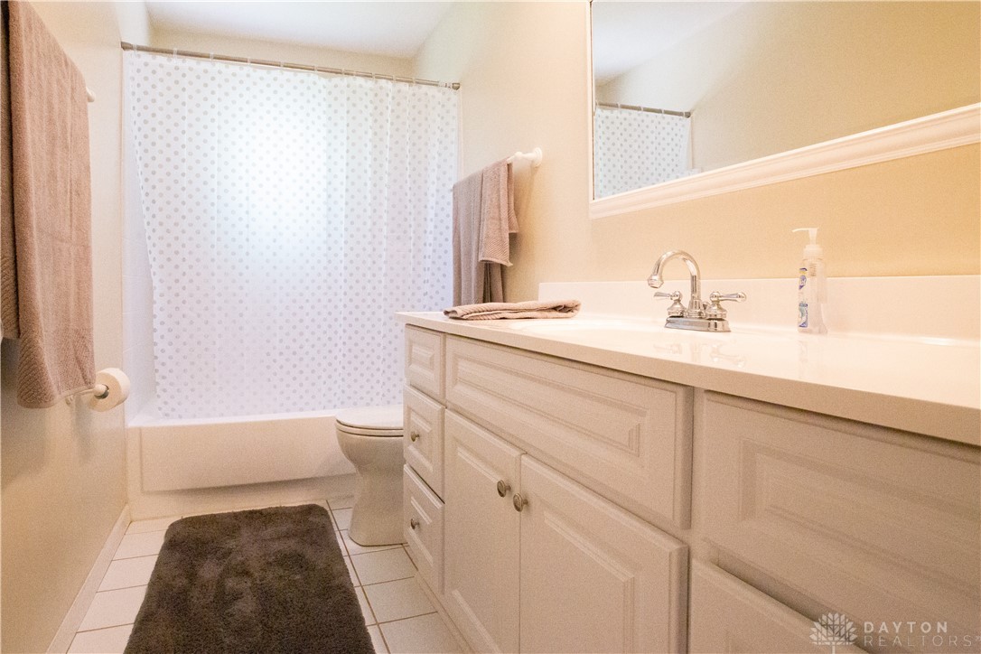 5620 Waterloo Road Dayton, OH 45459 - Photo 17 of 27 Gallery Image 17