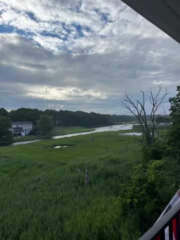 $3,275 | 20 Gill Street, Hampton, NH 03842